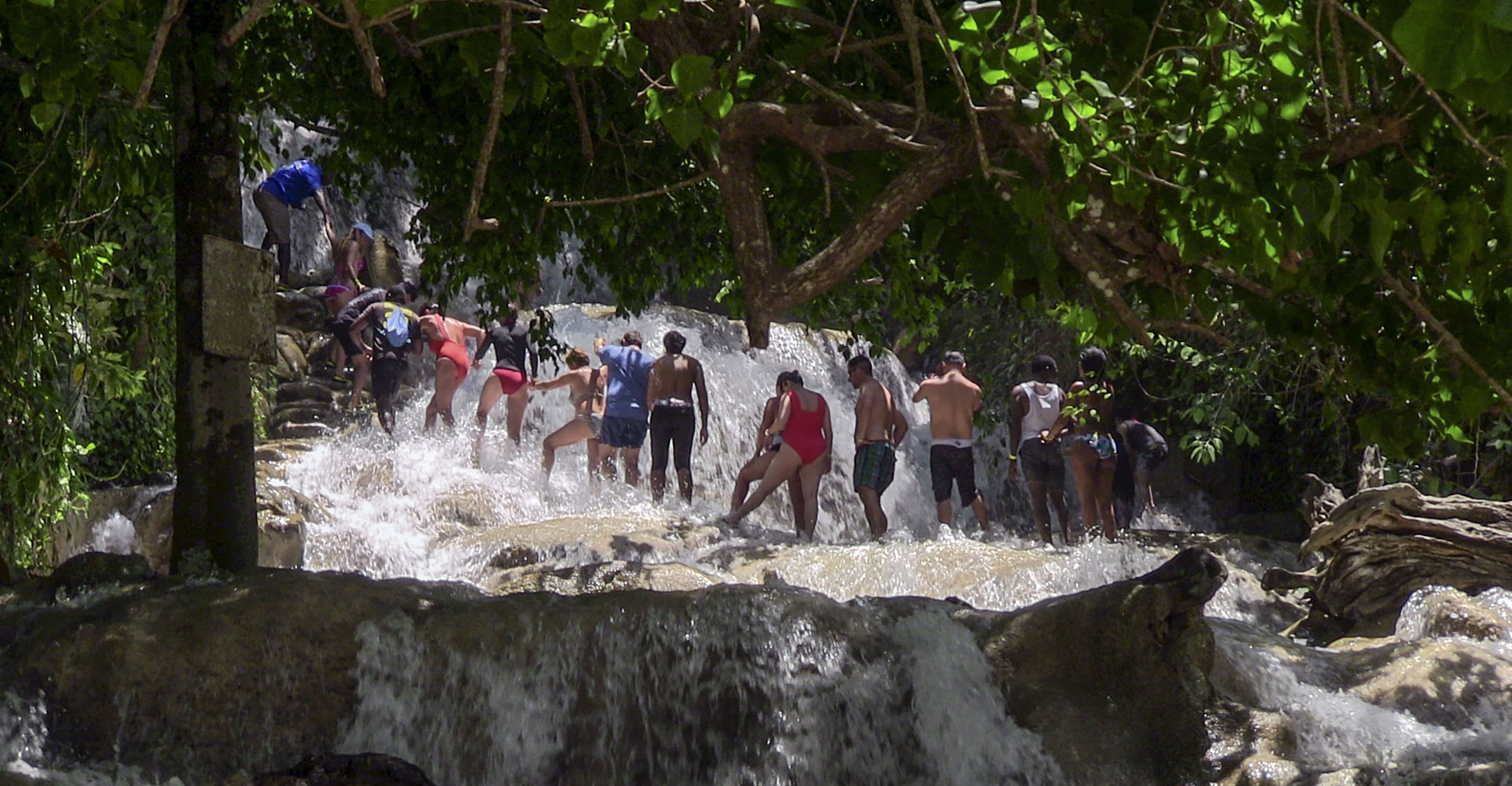 Dunns River Falls - Jamaica Sea Shell Tours - www.jamaicaseashelltours.com